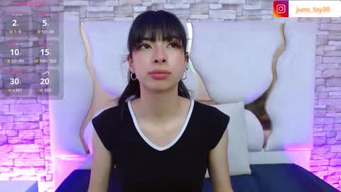 Snapshot of juno_tay chatting on September 15, 8:10 pm JUNO online show from September 15, 8:10 pm