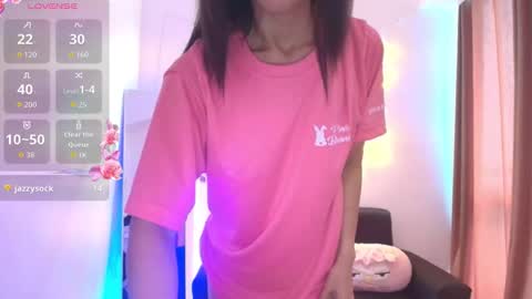 junovaughn online show from February 20, 2:00 am