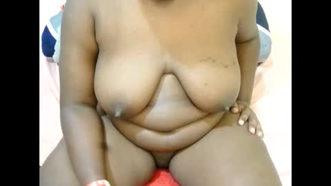 jusst_ayanna online show from June 4, 9:32 pm