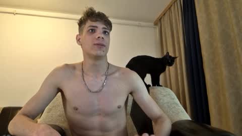just_alexx12 online show from March 8, 3:28 am