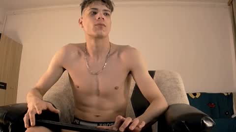 just_alexx12 online show from March 2, 12:22 pm