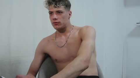 just_alexx12 online show from October 20, 5:18 pm
