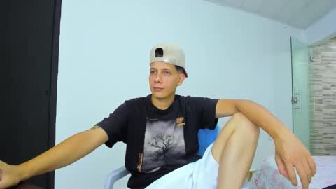 Snapshot of justin_biker chatting on September 11, 10:33 pm justin_biker online show from September 11, 10:33 pm