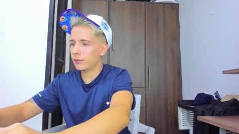 justin_biker online show from November 22, 11:02 pm