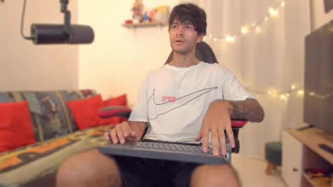 Diego online show from February 16, 1:42 pm