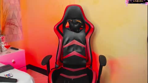 Justine online show from February 15, 5:32 am