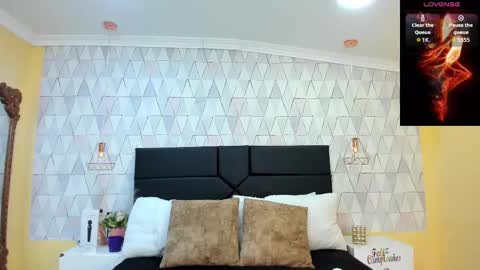 Justine online show from October 19, 5:01 am