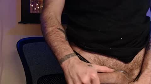 justinmoore1987 online show from March 7, 1:29 pm