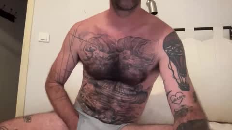 justmeandyou00 online show from October 8, 4:24 pm