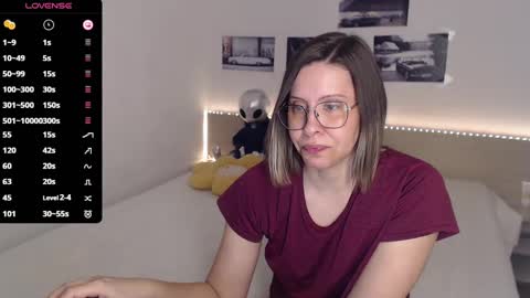 Julie online show from March 11, 5:13 am