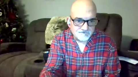 justredneck online show from December 12, 8:03 am