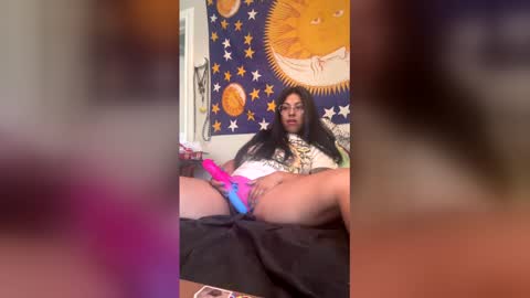 k1ttym3owm3ow online show from April 8, 10:24 pm