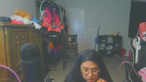 k1ttym3owm3ow online show from January 16, 5:53 am