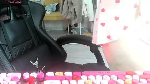 Alice online show from April 8, 8:17 am