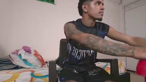 k_florez online show from June 22, 3:25 am