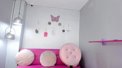 KAELY ANGELS online show from February 13, 4:28 pm