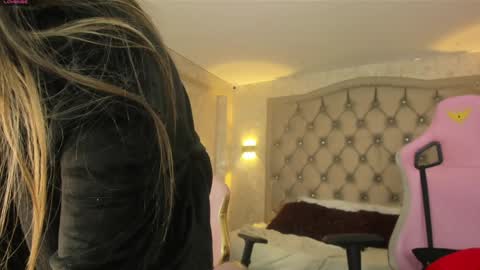 KAELY ANGELS online show from December 22, 7:44 am