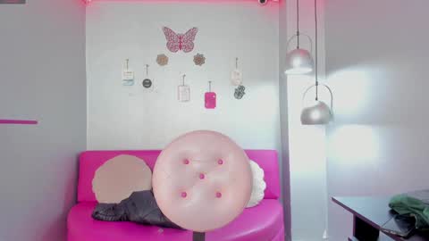 KAELY ANGELS online show from January 9, 6:57 pm