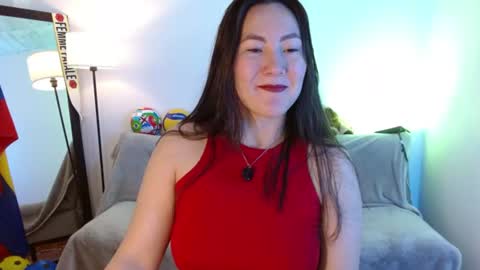 ChloeIndependient model online show from July 2, 1:05 pm