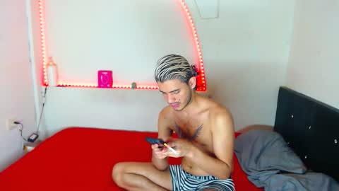 KAI  LIAM online show from April 6, 4:46 am