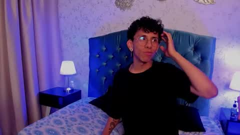 kai online show from March 1, 3:00 am