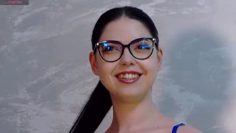 Kaila Lewis online show from June 21, 7:09 pm