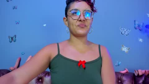 kaira_mosse_ online show from June 5, 11:48 am