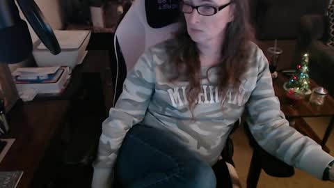 Camprincess331 online show from December 19, 3:07 am