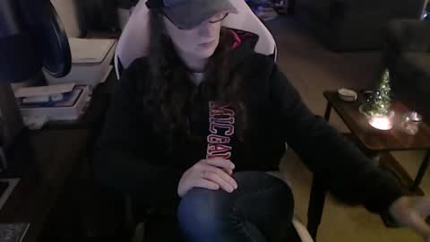 Camprincess331 online show from December 17, 1:18 am