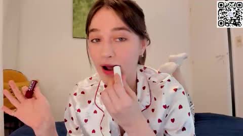 Im Seva and Im NO NUDE model online show from March 6, 2:38 pm