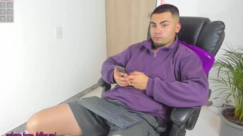 K A L I online show from March 4, 8:33 am