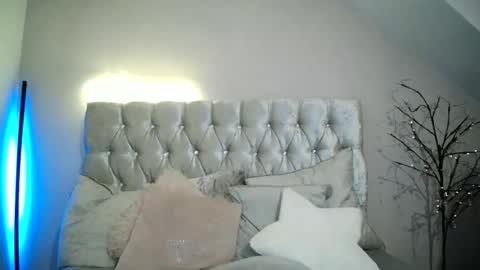 Kallisi online show from December 13, 9:10 pm