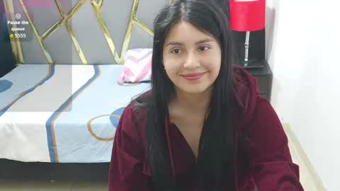 kamgomezxox online show from December 3, 2:23 am