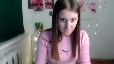 kamilla_love_ online show from November 16, 3:25 pm