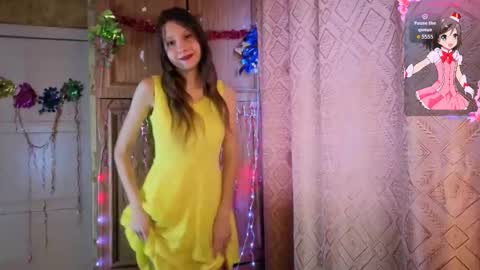 Mari  Simmons online show from December 21, 9:38 am