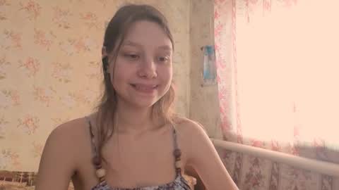 Snapshot of kamisalling chatting on October 20, 7:13 am Mari Simmons online show from October 20, 7:13 am