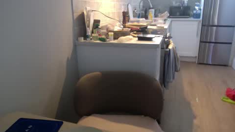 Cam with Me Vixens DM me online show from February 13, 3:26 pm