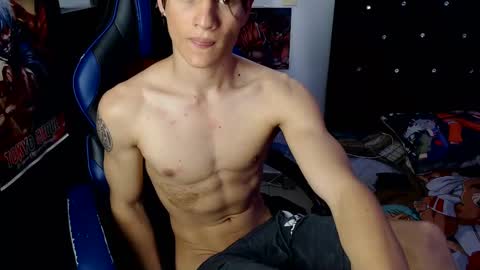 andres online show from March 9, 11:03 pm