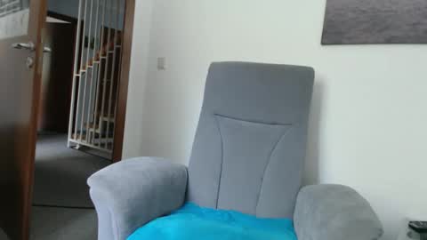 Snapshot of kantebra chatting on September 17, 7:34 am Kante online show from September 17, 7:34 am