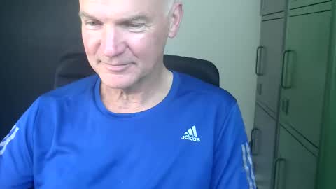 Robbie online show from April 22, 3:08 pm