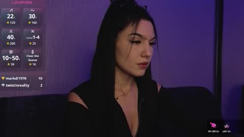 kara_life online show from October 24, 1:28 am