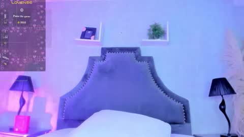 Karely online show from March 20, 1:27 pm