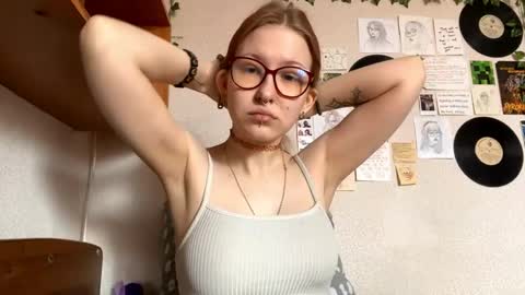 Karina online show from April 14, 7:33 am