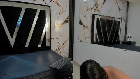 KarinaSimonz online show from November 11, 9:28 pm