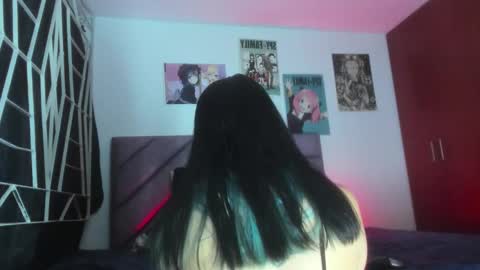 KARINNA  RAVEN online show from November 29, 1:24 am