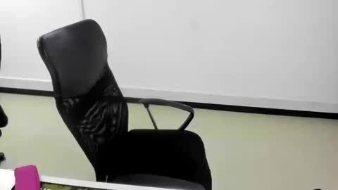 Snapshot of karla_cg chatting on October 20, 5:18 pm karla_cg online show from October 20, 5:18 pm