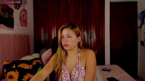 Karla online show from April 22, 7:54 pm