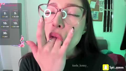 Karla online show from June 17, 2:00 pm