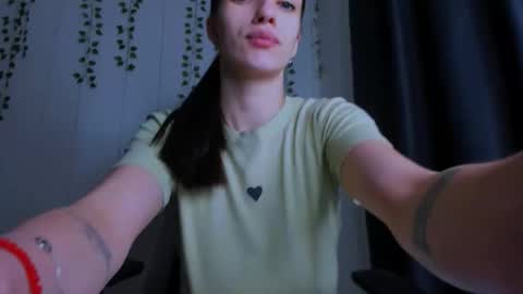 karla_lim online show from December 3, 9:59 pm