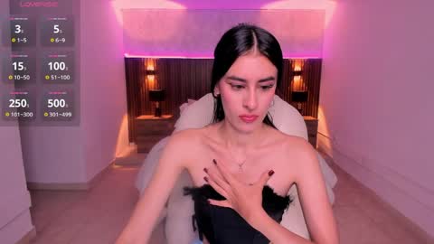 Karlaa  online show from April 4, 11:17 am